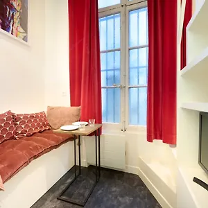 https://amazing-studio-2p-place-saint-georges-martyrs-apartment.fr-paris.fr