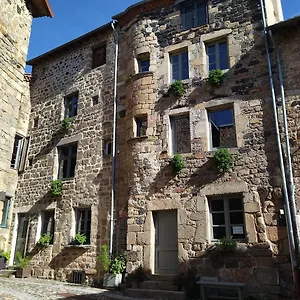 https://gte-de-la-tournelle.hotels-rhonealpes.com