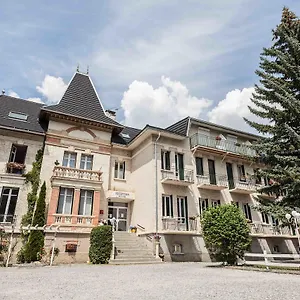 https://la-grande-eperviere.fr-provencehotel.com